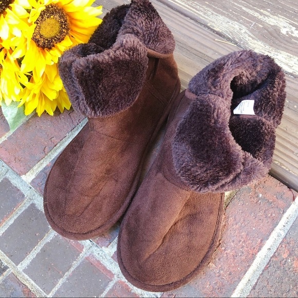 Steve Madden Slippers - Picture 2 of 14